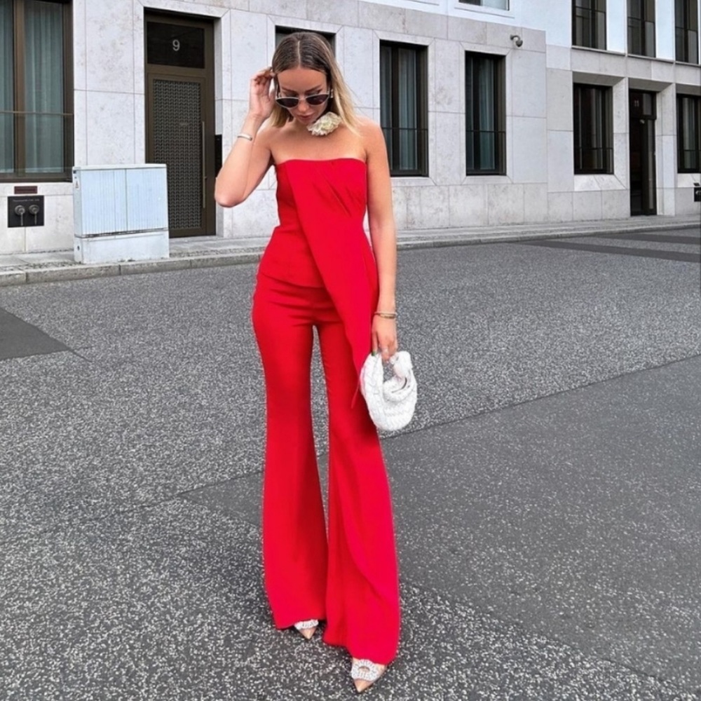 ZARA WOMAN NWT RED FLARED PANTS 3216/395